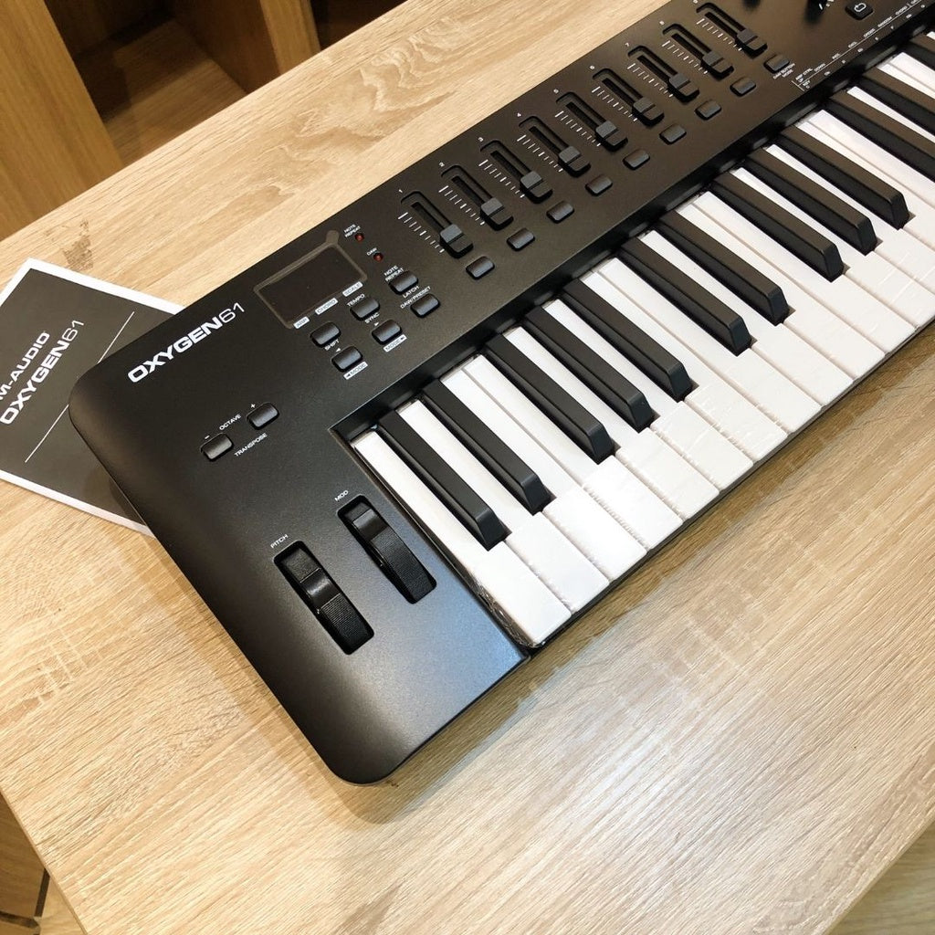 M-Audio Oxygen 61 MK5 Midi Controller 61keys