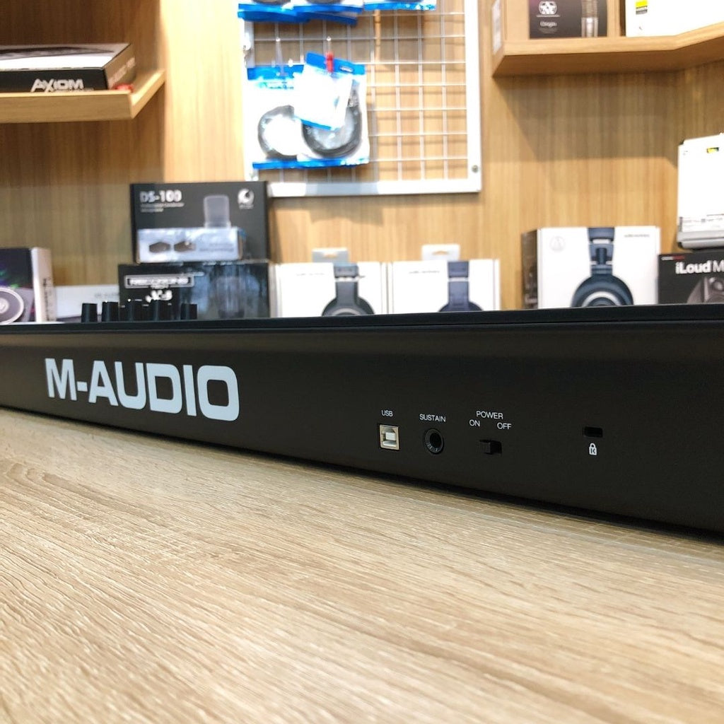 M-Audio Oxygen 61 MK5 Midi Controller 61keys