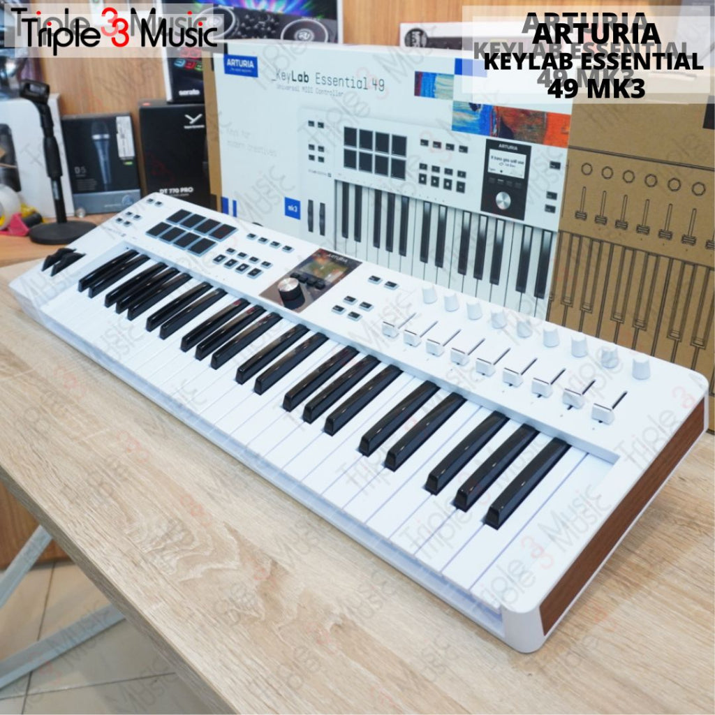 ARTURIA KeyLab Essential 49 mk3 MIDI Keyboard Controller