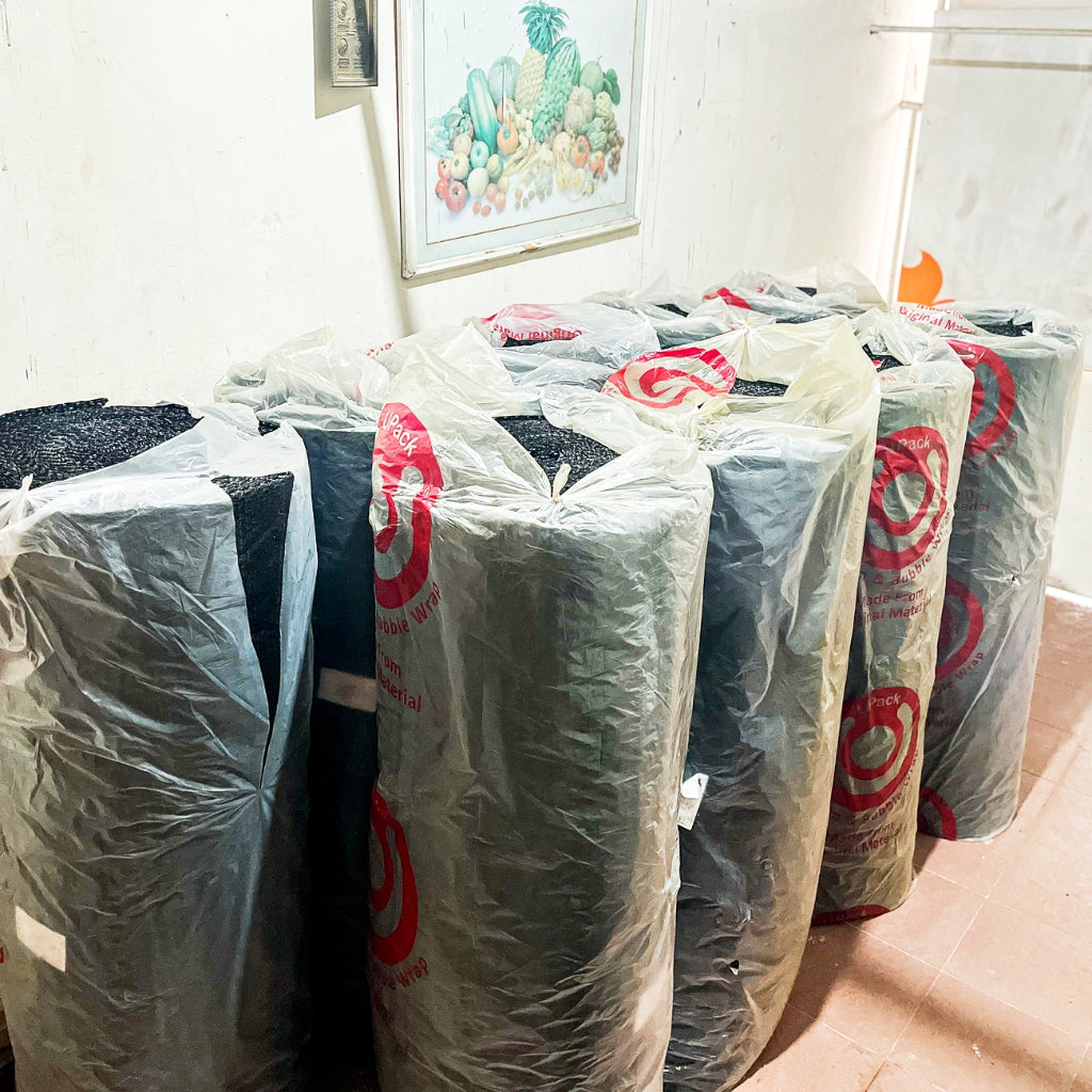 Bubble Wrap bubble pack 1 rol HITAM UPACK MERAH 3kg